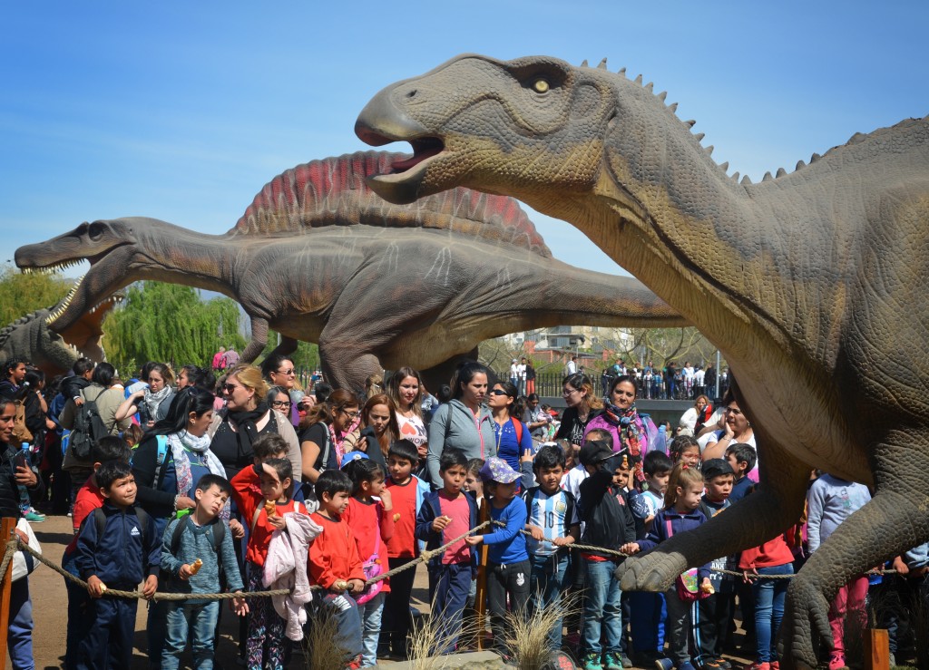 Tierra de Dinos Tecnópolis Federal Mendoza