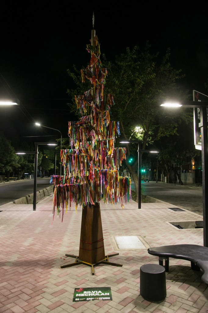 Pino navideño. Paseo Pedro Molina 2 1